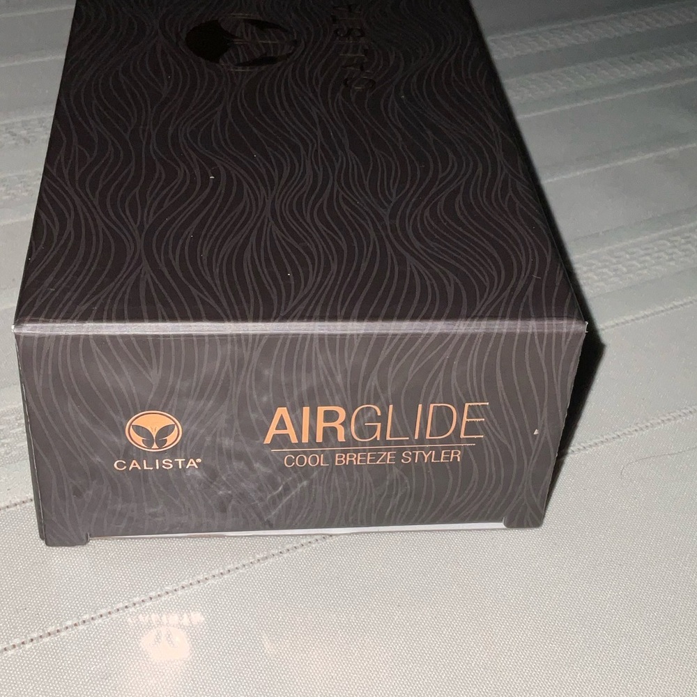 “New In Box” CALISTA 1” AirGlide Pro Cool Breeze Styler - Color “Blue Ombre” - Picture 9 of 12